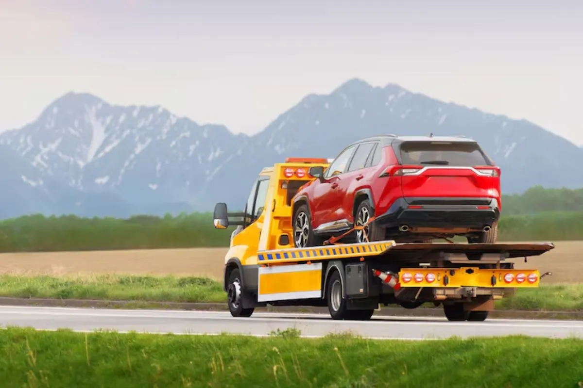 Why Are Reliable Towing Services in Edmonton Essential for Drivers